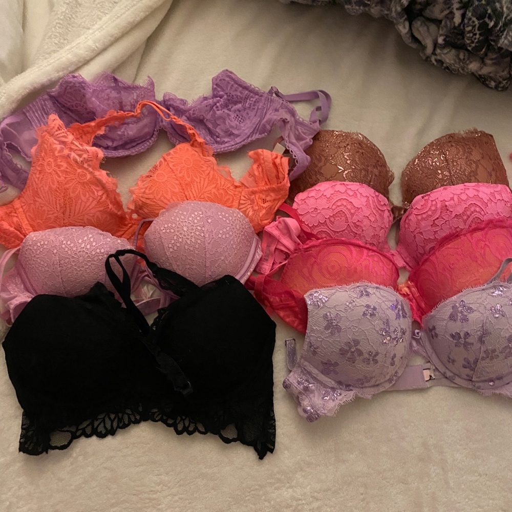 Vs bra. Bundle and save